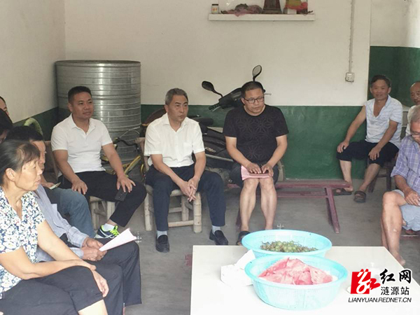 涟源:刘杰屋场会里听"民声"