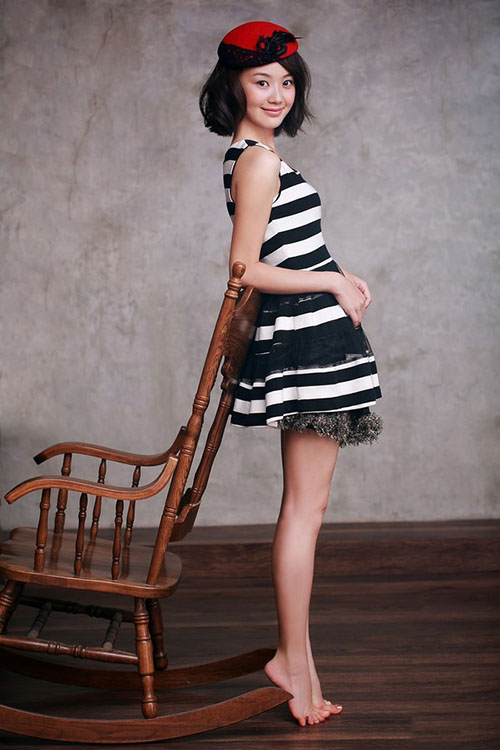 战菁一俏皮写真,清新唯美,尽显小可爱气息