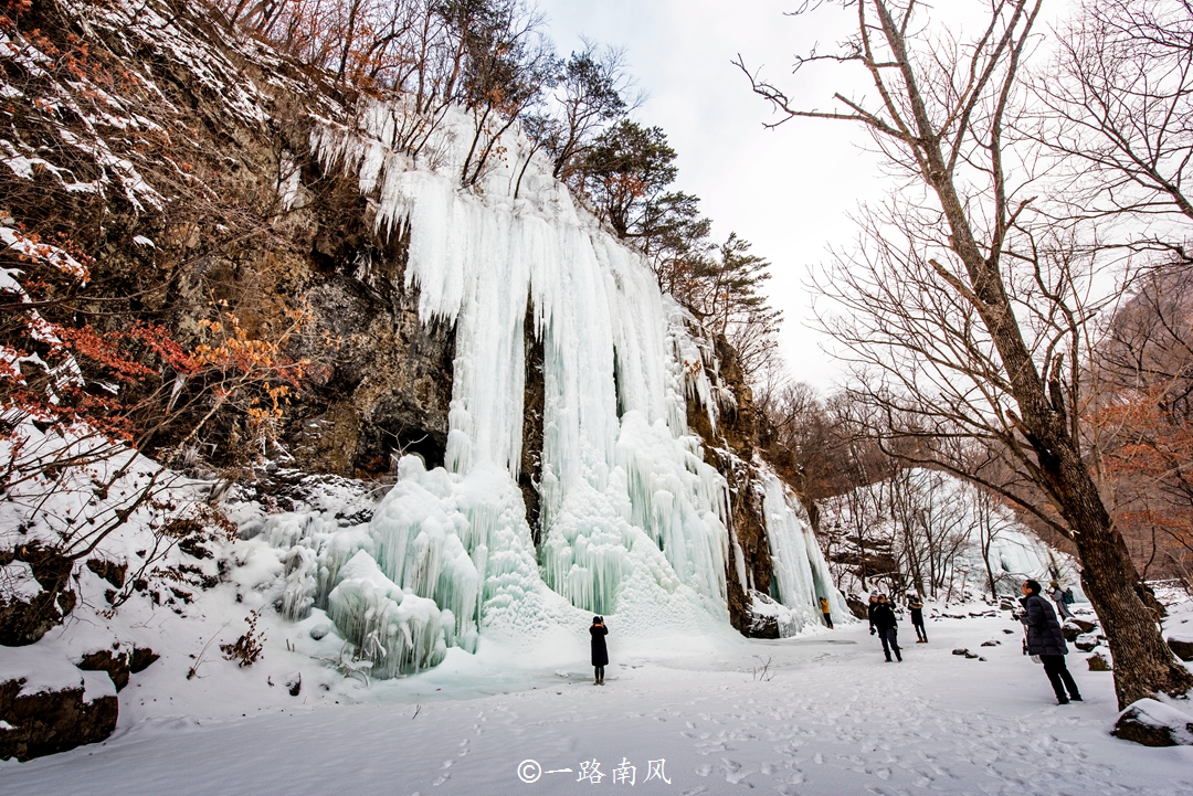 東北最大的冰瀑布群,位於遼寧本溪,冬天美成了仙境!