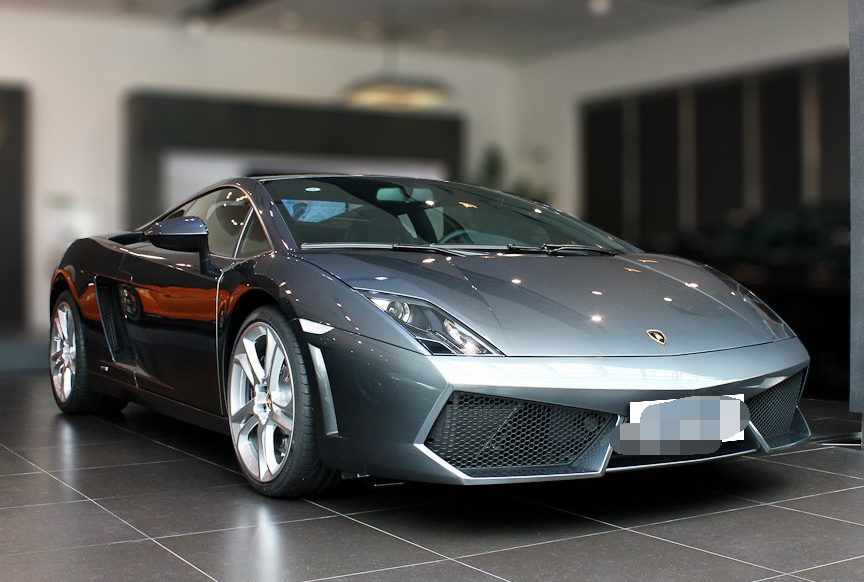 兰博基尼gallardo-lp550-2,设计简洁得体,外观比较潮流