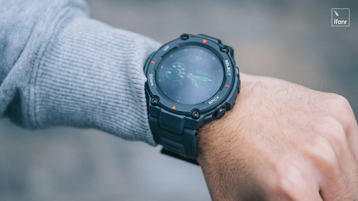 amazfit t-rex 图赏,健身圈中的「军工级」选手