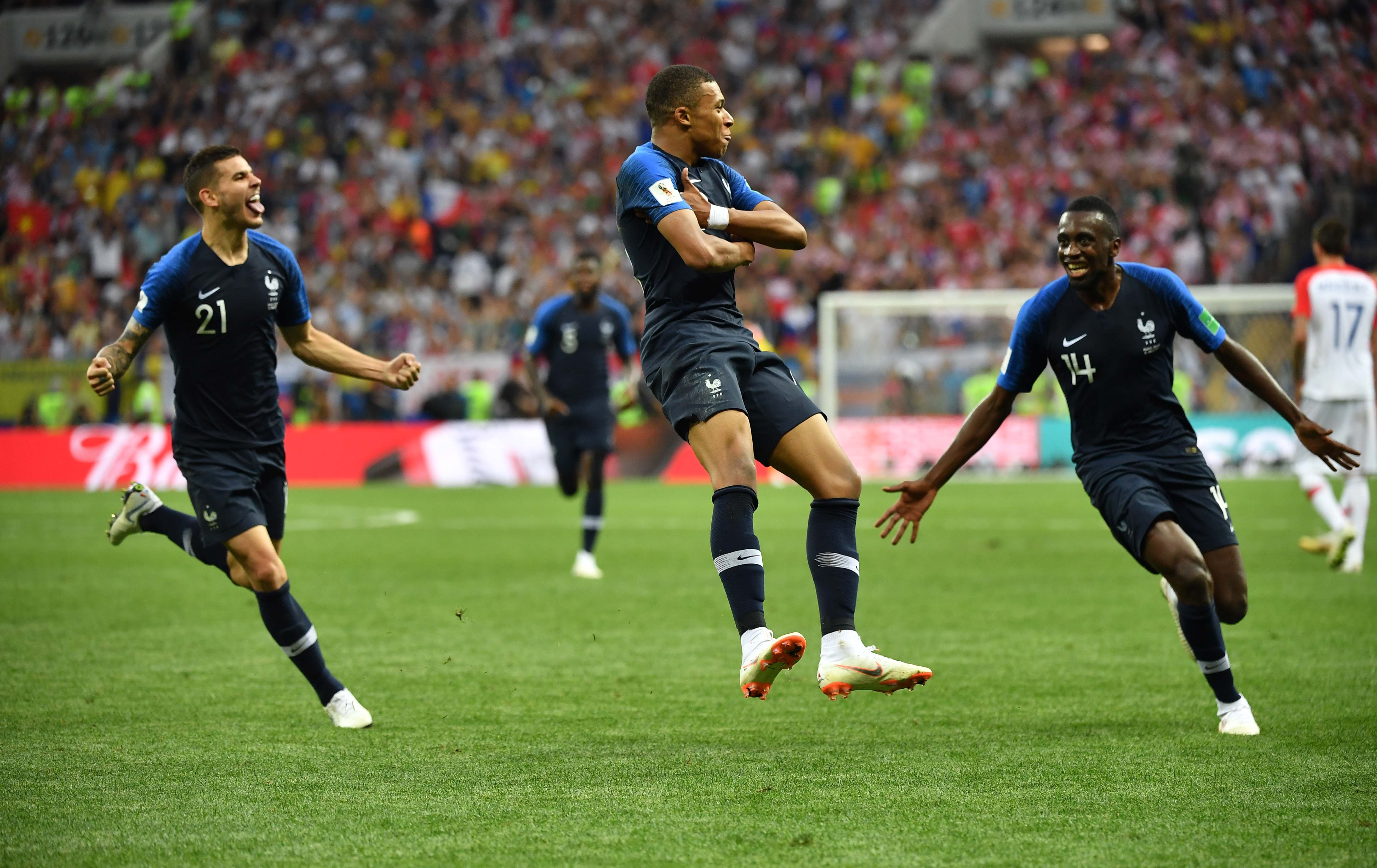 足球——决赛:法国队姆巴佩进球(25)