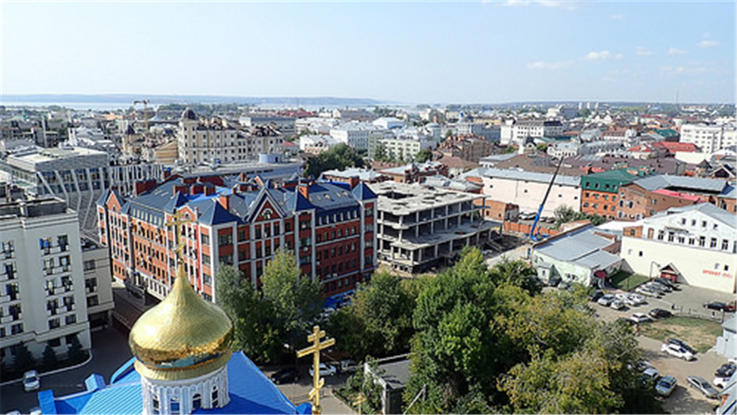 喀山,俄罗斯联邦鞑靼自治共和国首府,是伏尔加河中游地区经济,交通