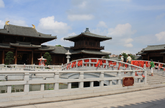 宝山寺,位于福建顺昌县,始建于元至正二十三年(一三六三年),占地面积