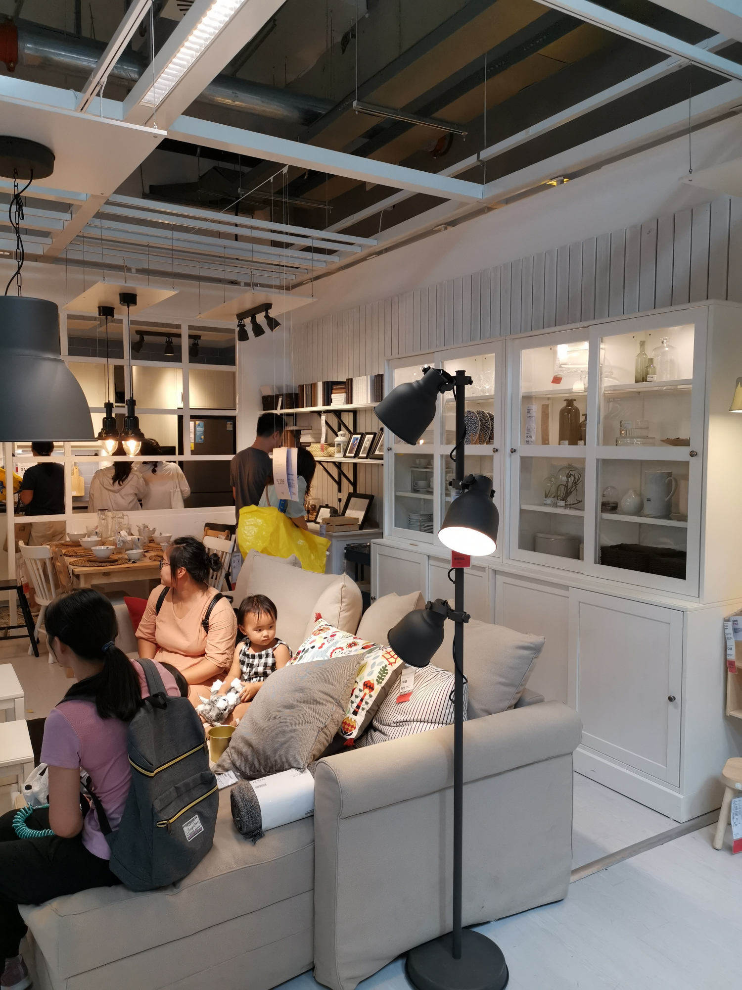 今天终于逛了郑州宜家,太大了太累了