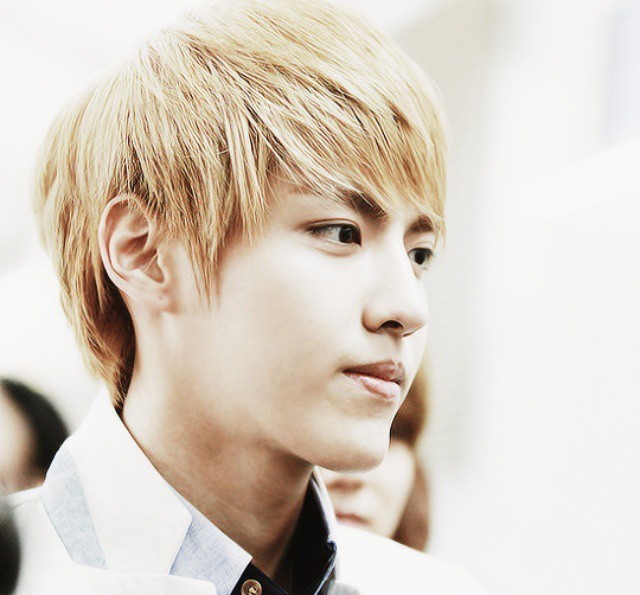 吴亦凡早年雷人发型,没想到你是这样的吴亦凡!