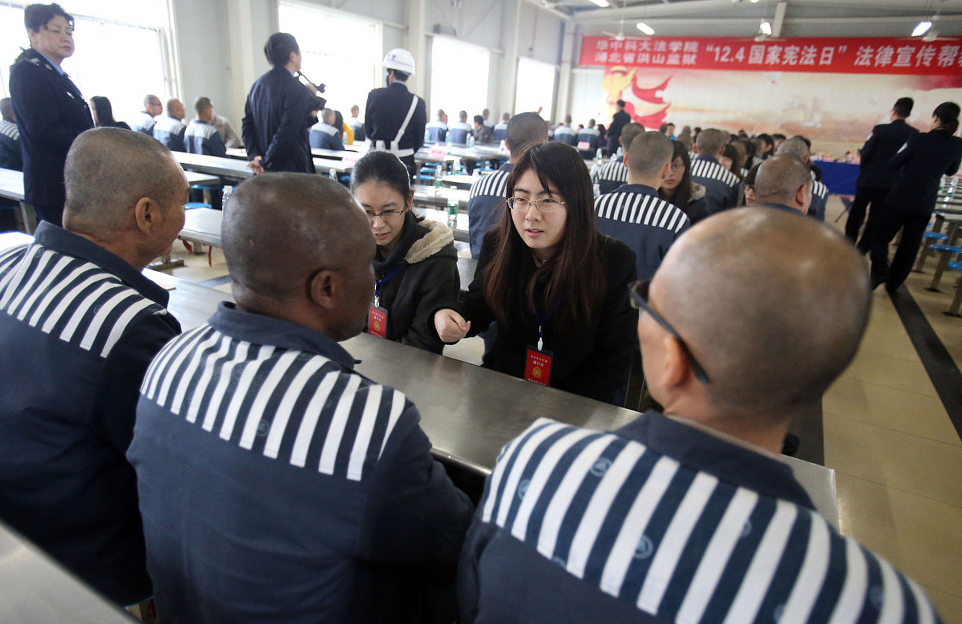 但这段经历让我深刻反思,开始积极改造.