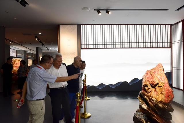 太美了!临安又添一座博物馆,专门展出鸡血石