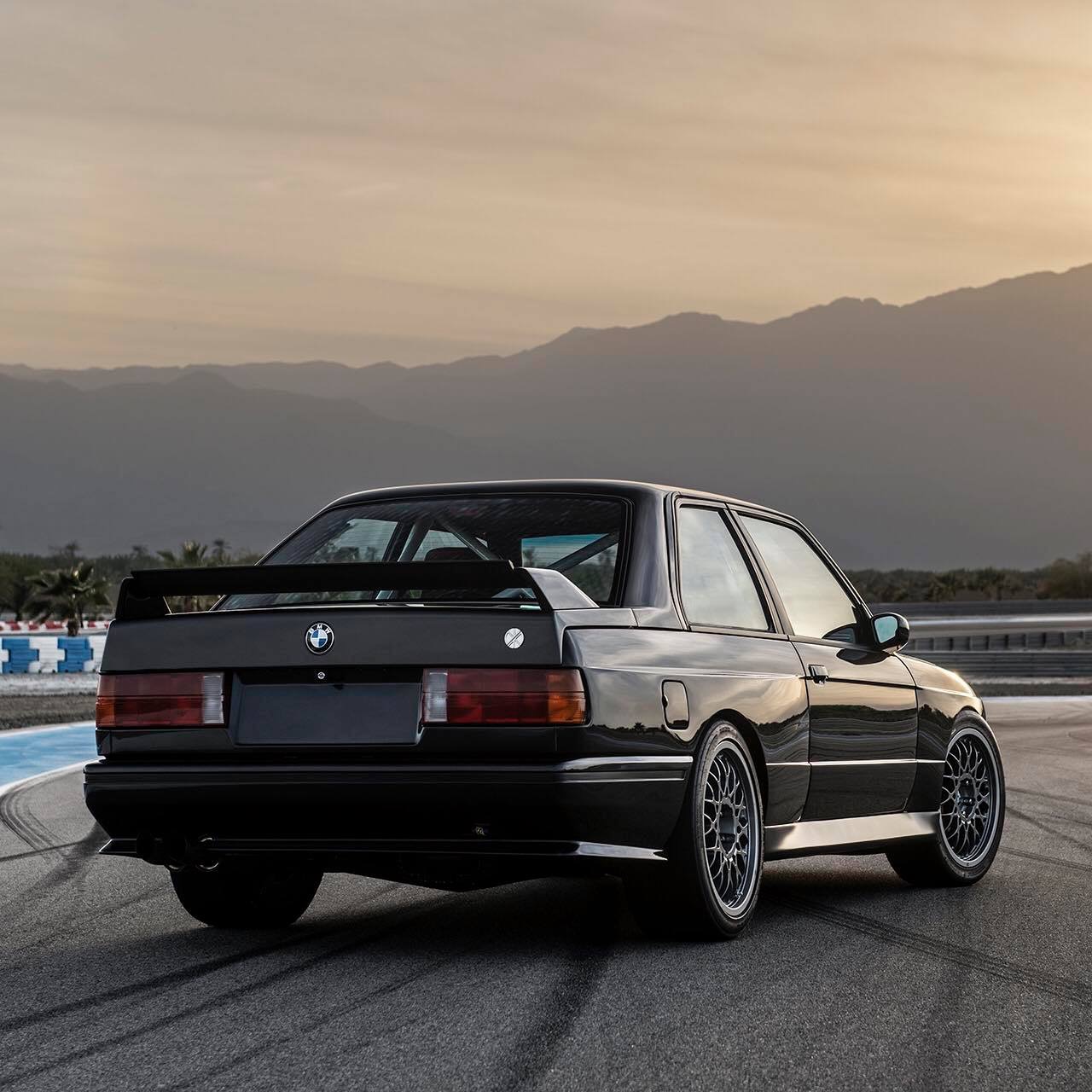 宝马e30 m3 redux改装版