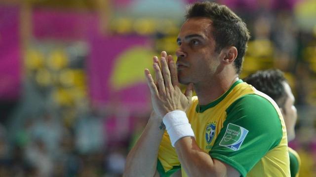 257战399球 室内足球巨星法尔考宣布告别国家队