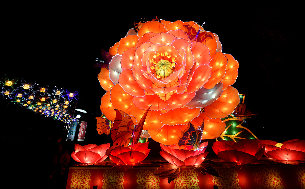 这4种人有富贵的特质,值得深交,心神感恩懂得善良