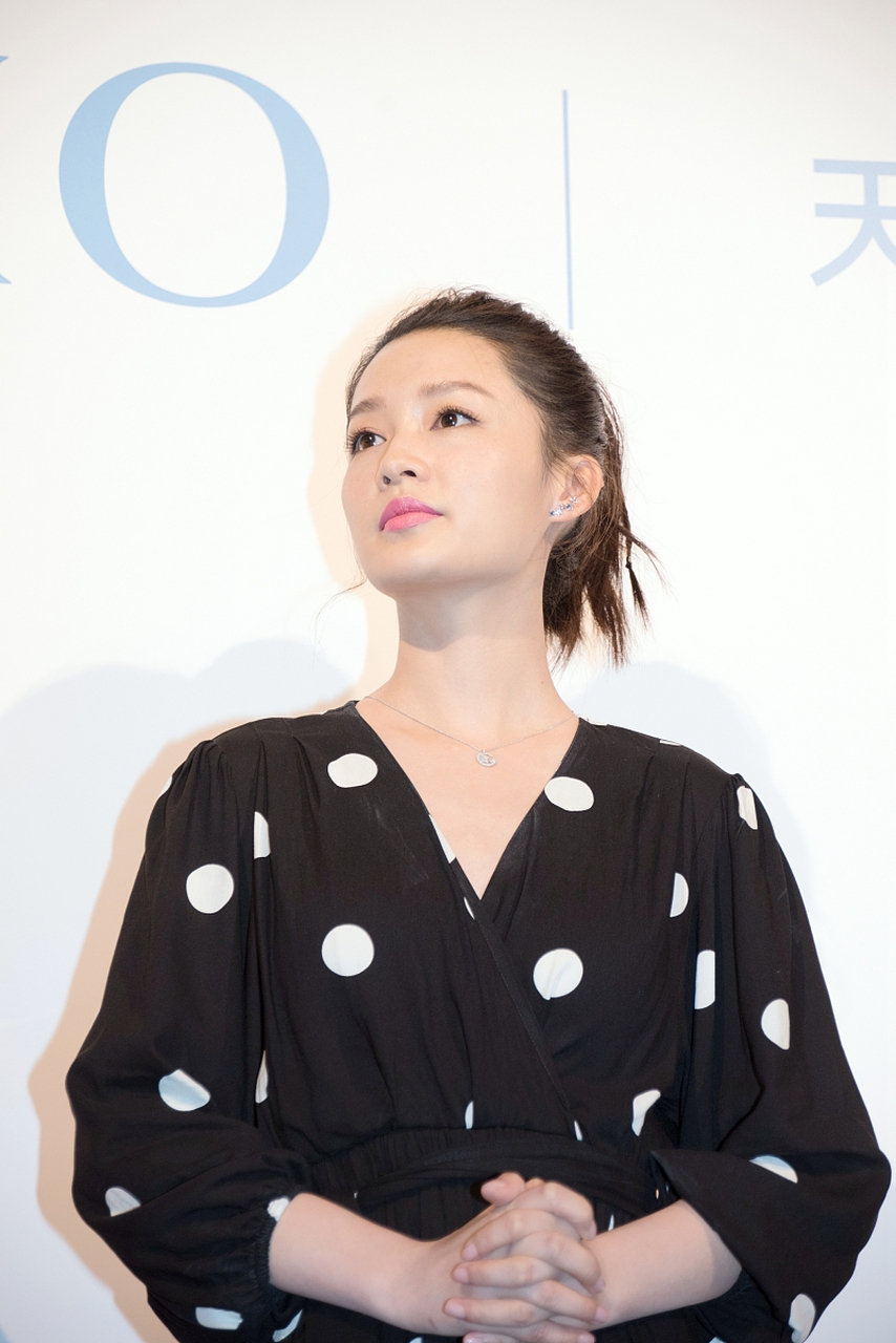 李沁入圈以来的感情经历很简单,大家所熟知的那几个前任也就只有杨洋