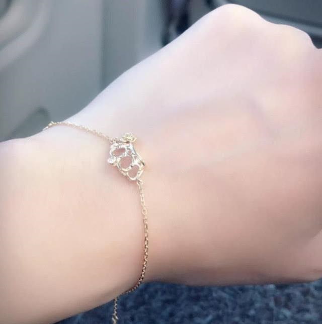 唐嫣结婚伴手礼曝光,装了香水,手链等价值近八千,网友:真有钱