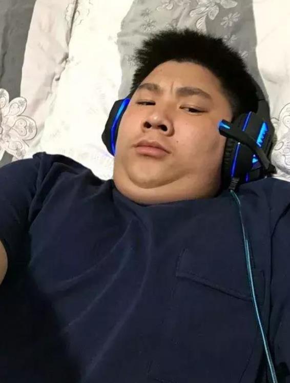 恶搞ps系列:请把这只死肥宅p成小鲜肉,大神:这就难为我了