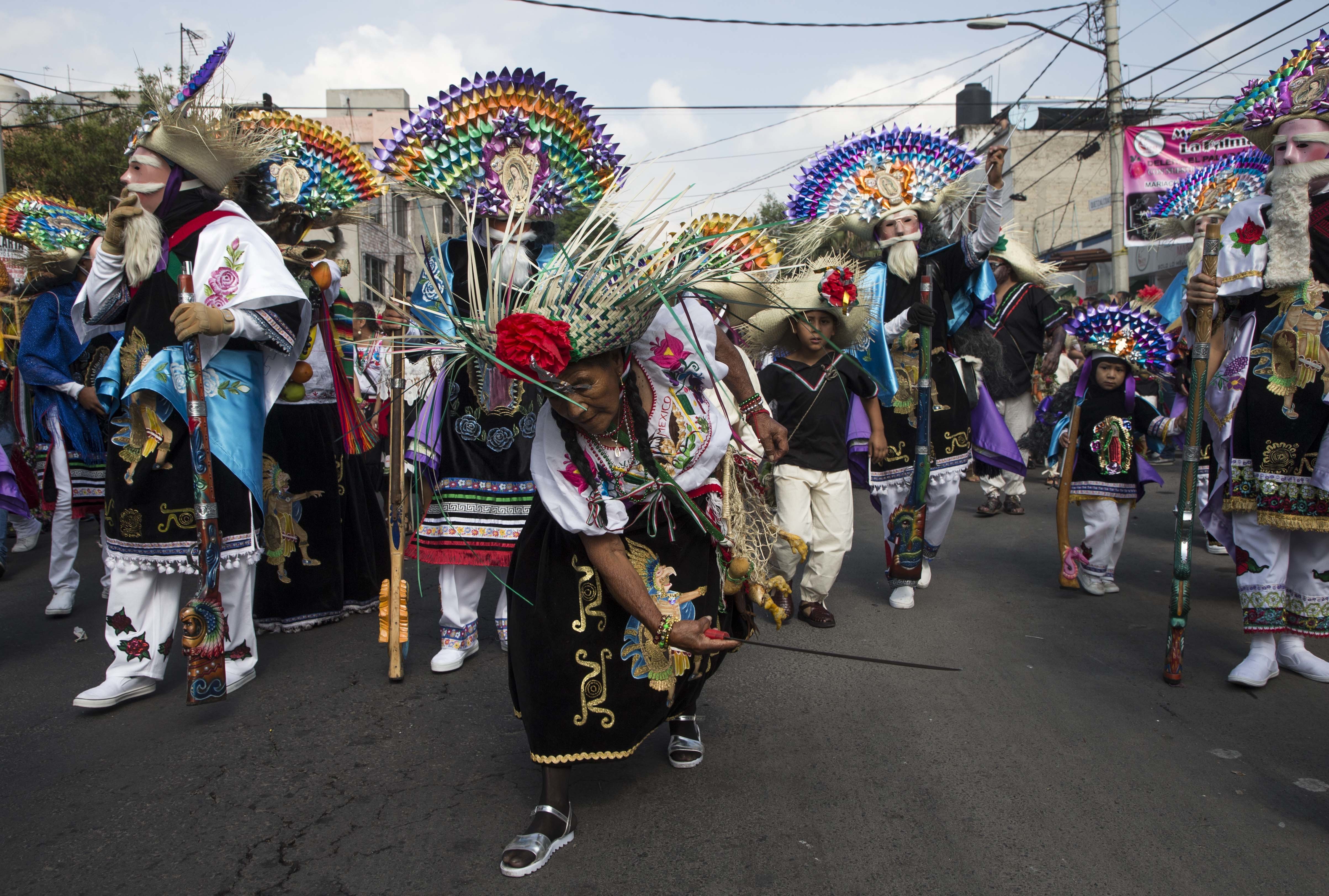 墨西哥举行"五月五日节"纪念活动(2)