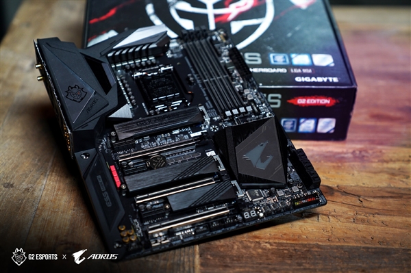 信仰100分!技嘉z390 aorus master g2联名主板美图赏