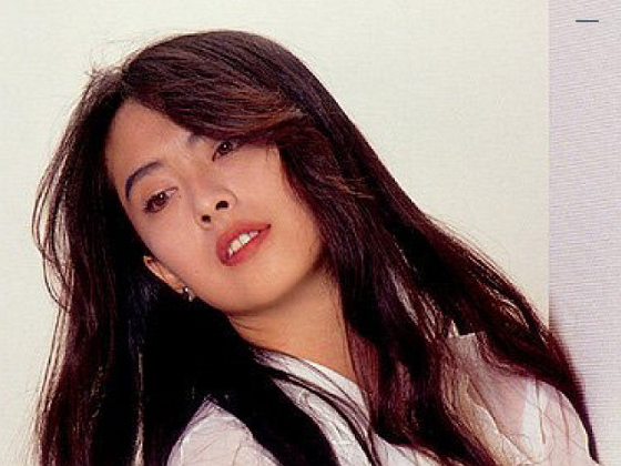 她是齐秦前女友,90年代红极一时,如今年过半百生活成这样