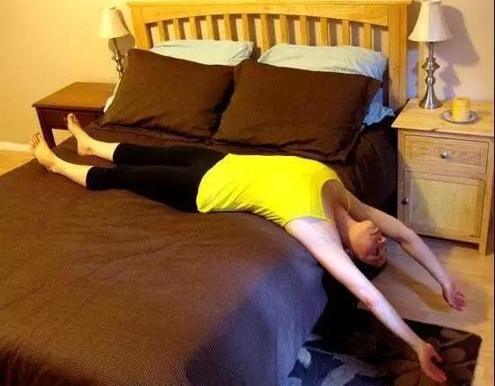 怎样才能快速进入睡眠,6个瑜伽动作,助一臂之力