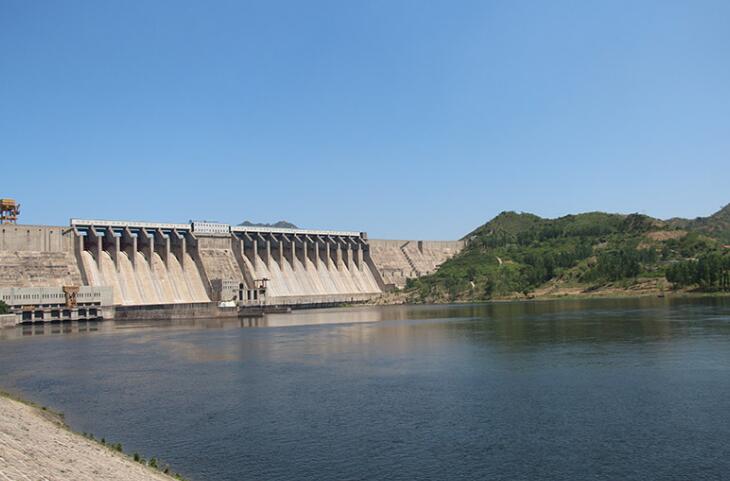 不过,它不同之处在于,其是华北地区的一个水库,叫做潘家口水库,其如图