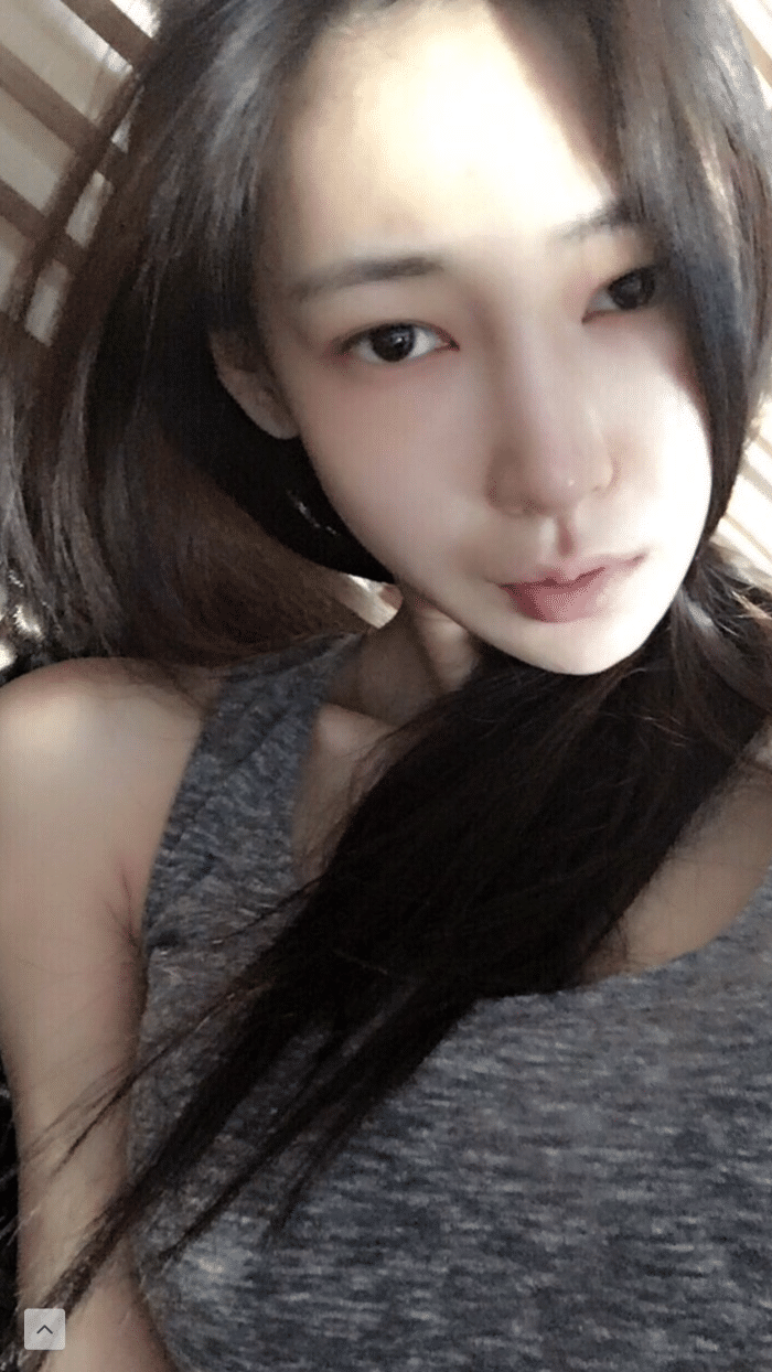 李荣浩前女友陆瑶旧照被扒,身材不逊明星,李荣浩为其写《模特》