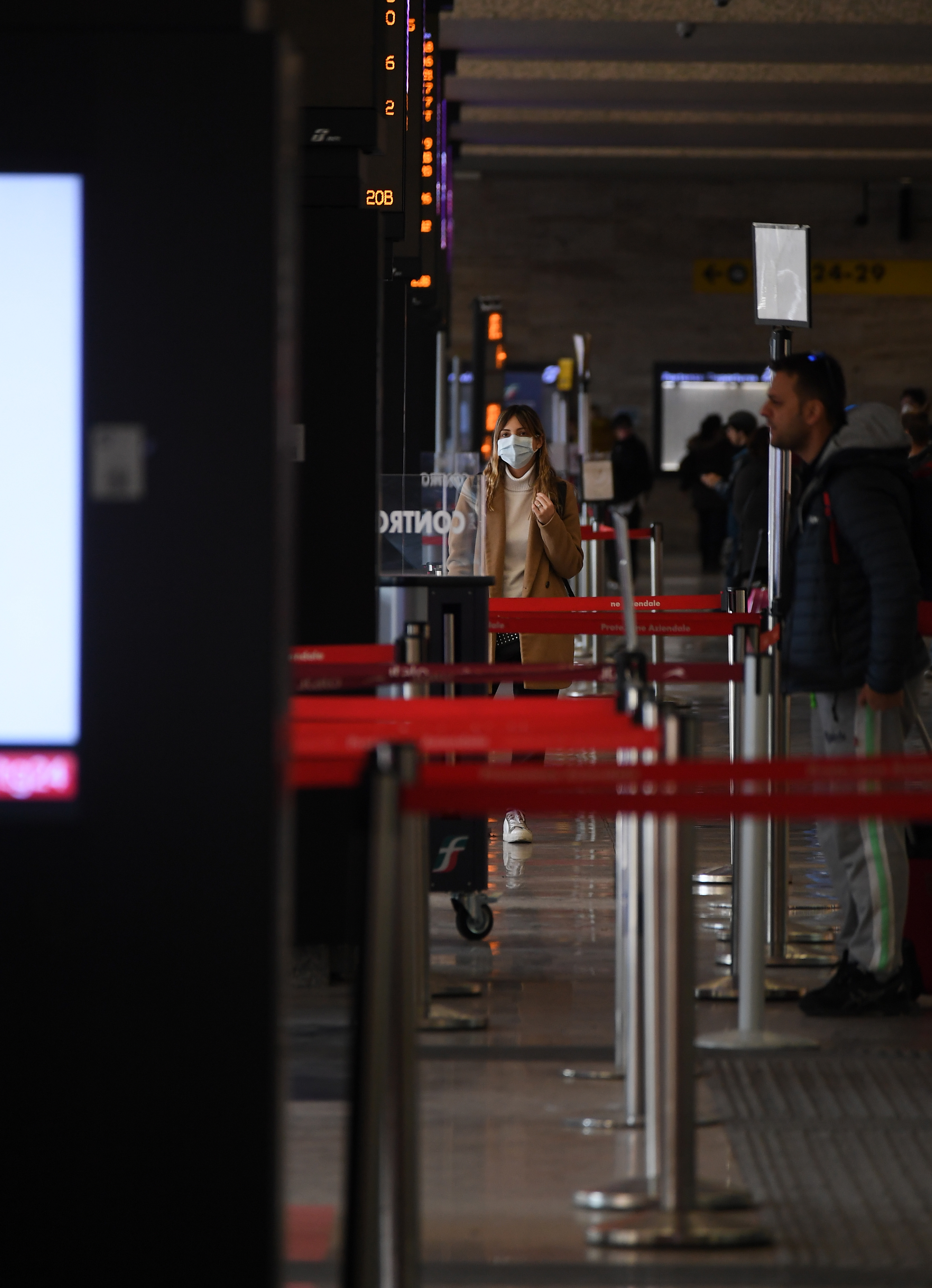 意大利总理宣布10日起实施全国封城防止疫情扩散