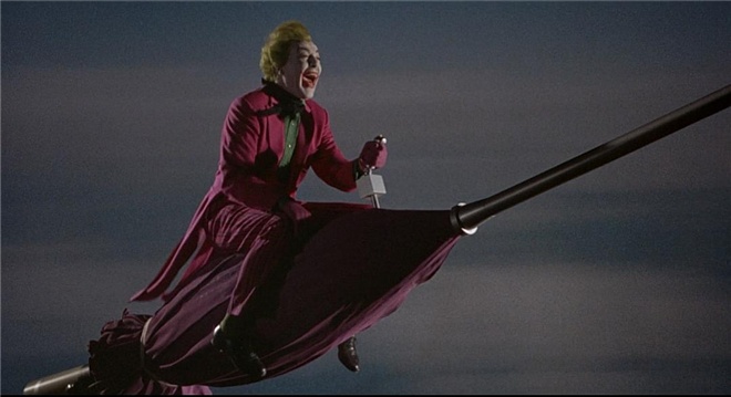 要么恨我,要么爱我!dc宇宙历代小丑终极大盘点