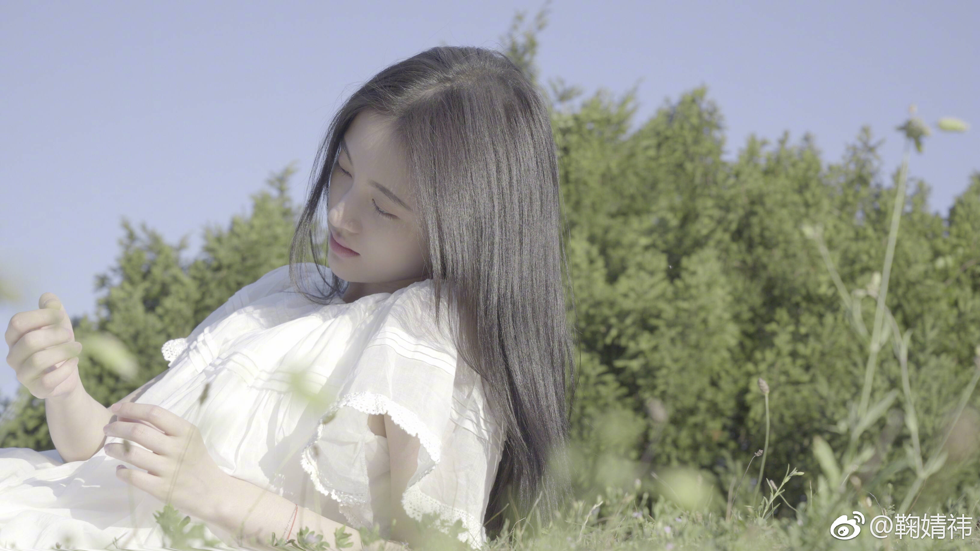 鞠婧祎七夕晒美照,清纯可爱仙气满满