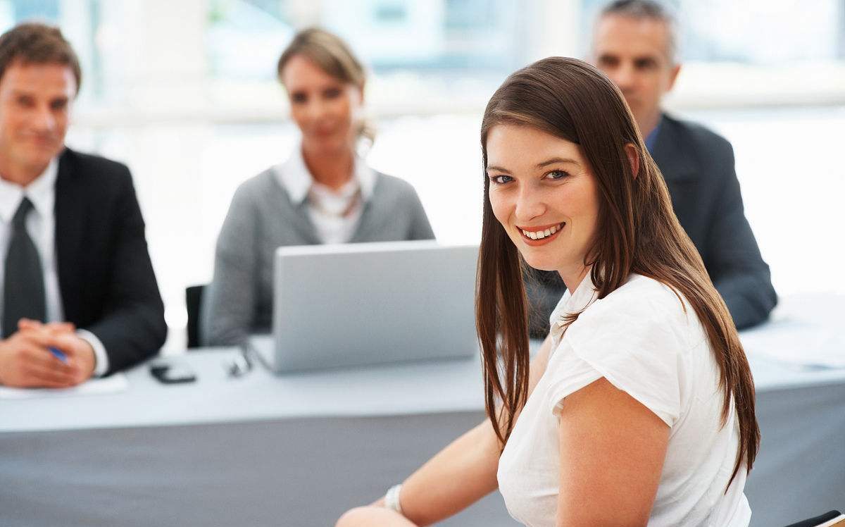 面试官问:接受加班吗?你怎么回答?