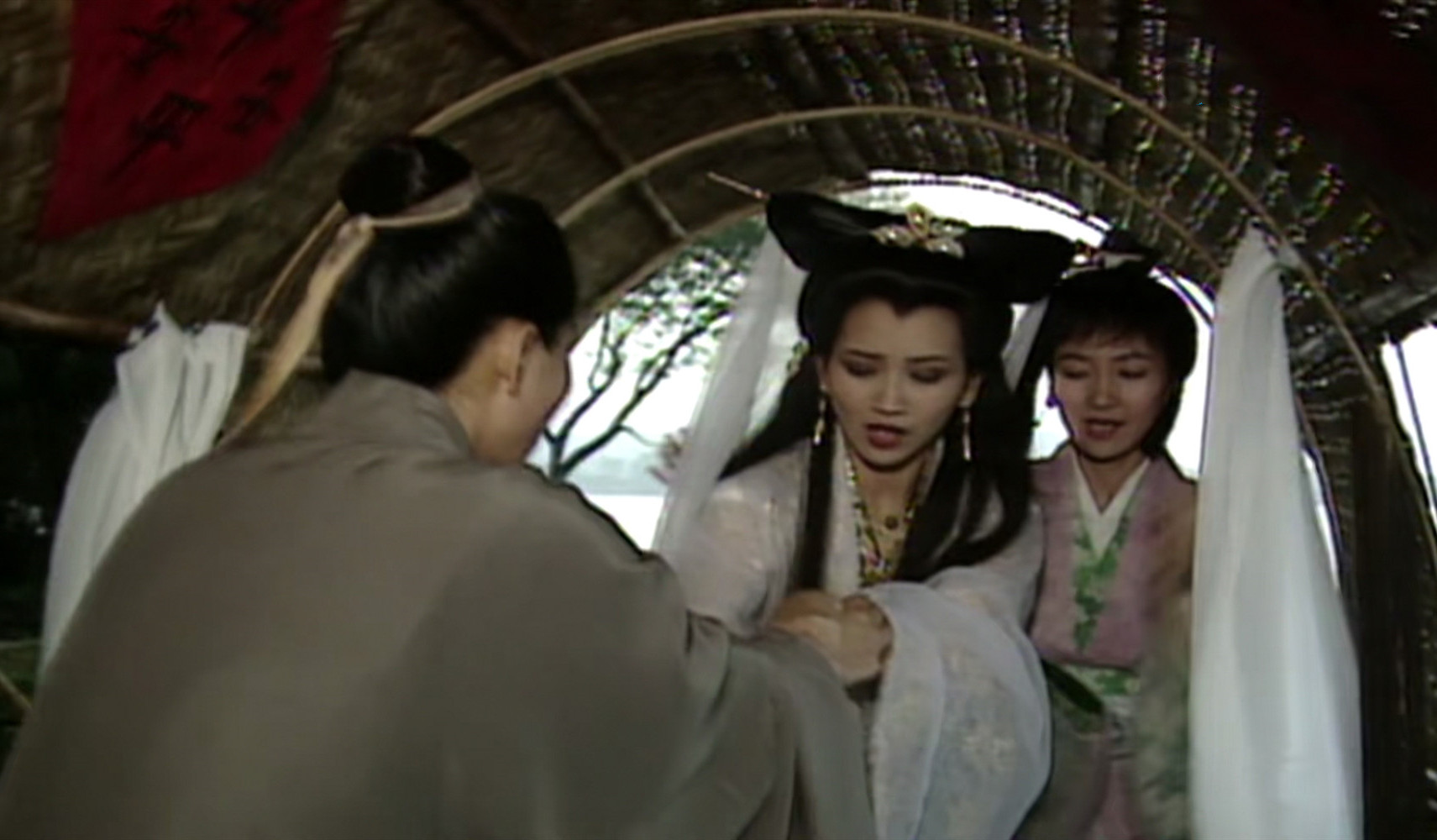 《新白娘子传奇》白素贞和许仙断桥相亲,揭露初见定情的3大绝招