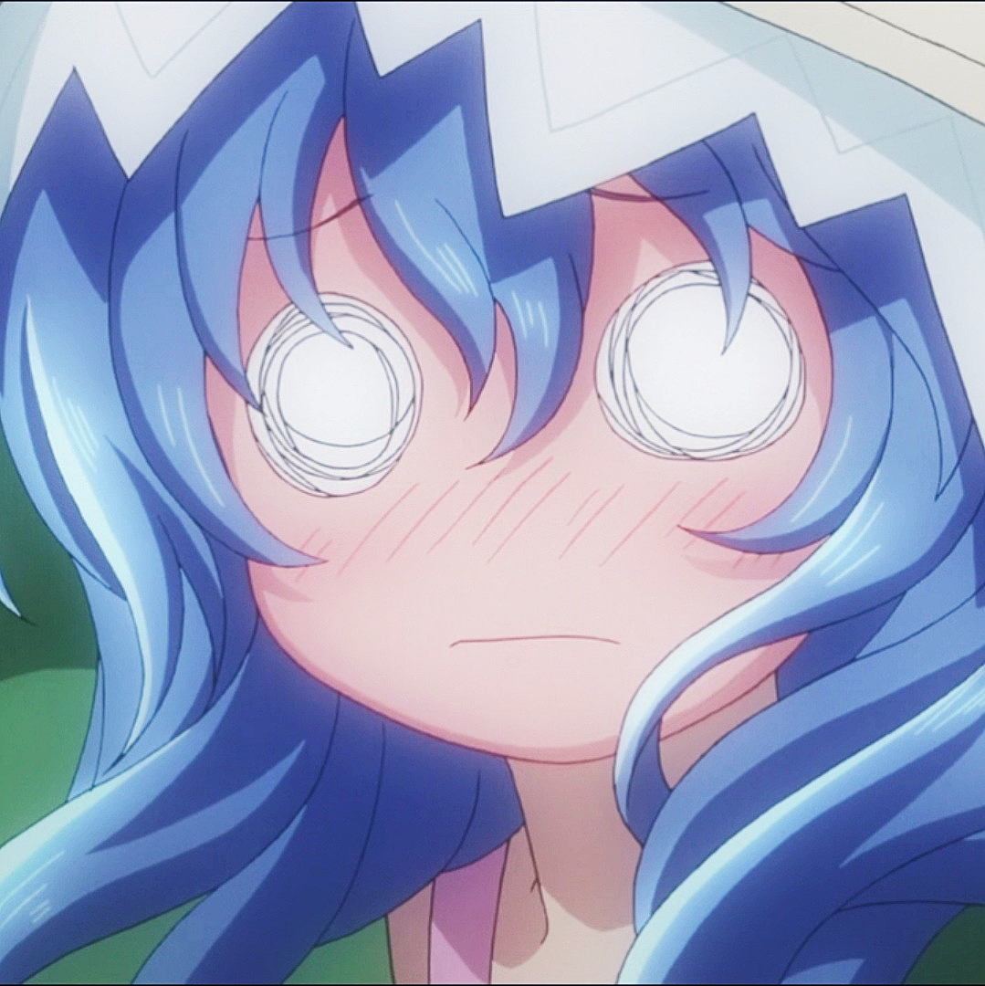 长相宛若法国娃娃般美丽的蓝发少女,外表年纪13岁