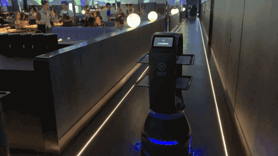 没有人为你服务,价格还涨了,这样的海底捞你还愿意去吗?