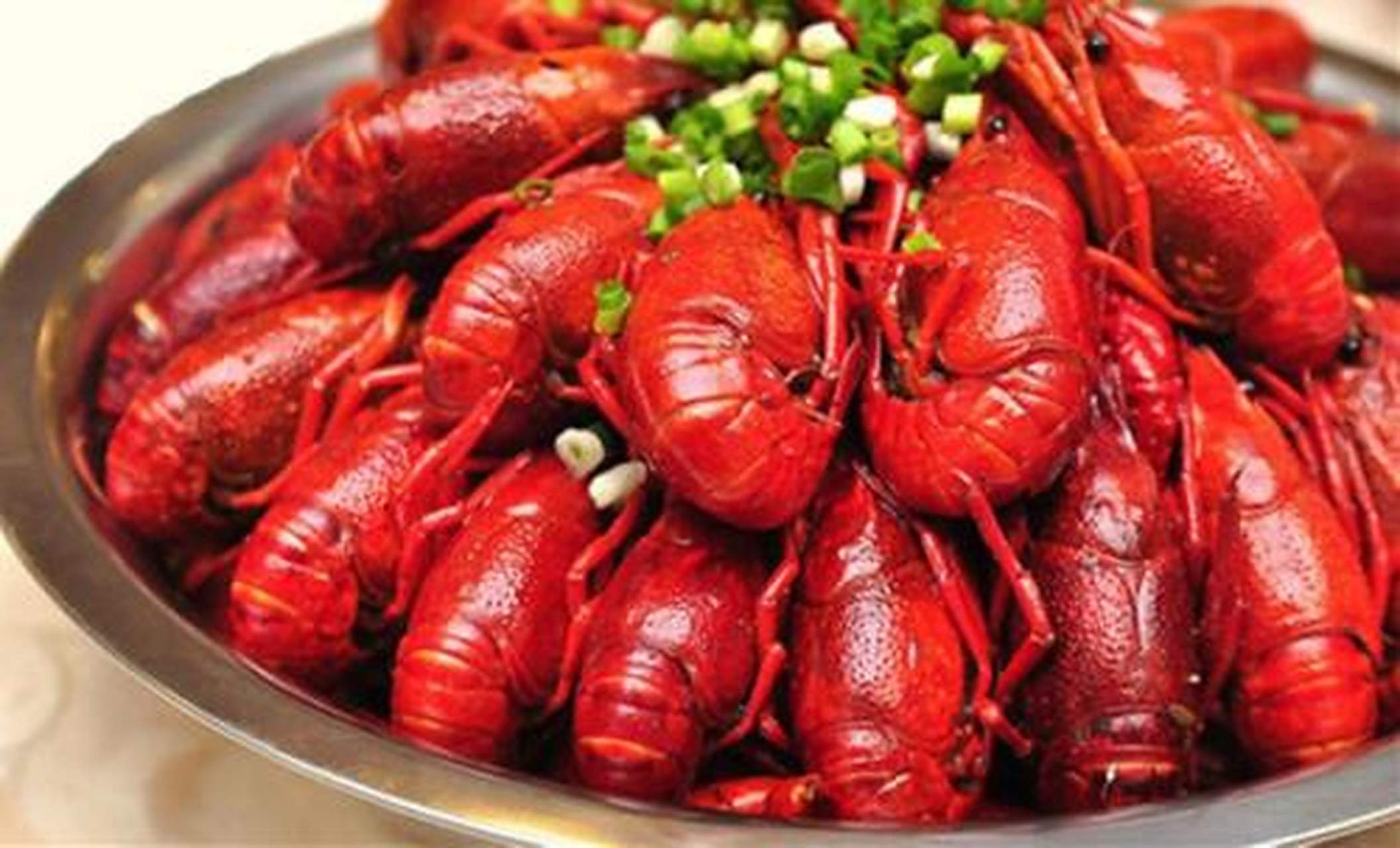 百城百味#【阜阳市美食】蚌埠龙虾:在蚌埠有一条很出名的街,叫蚂辖种