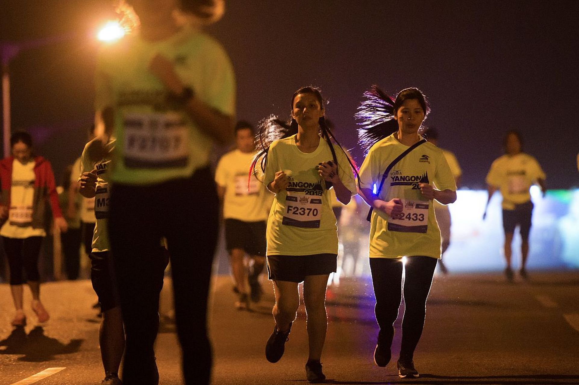 谷爱凌成都夜跑!