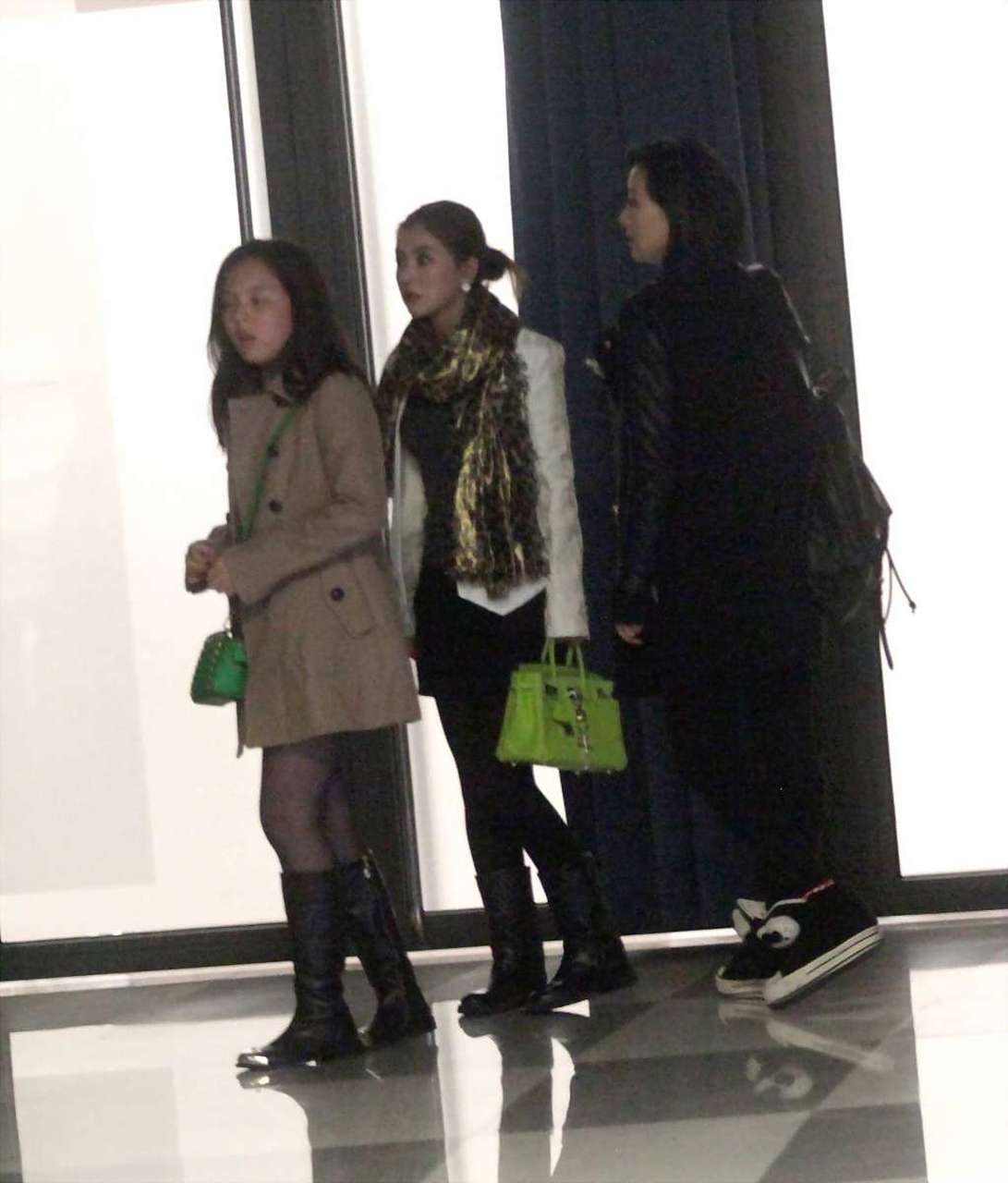 李咏的女儿法图麦·李即将出道啦!