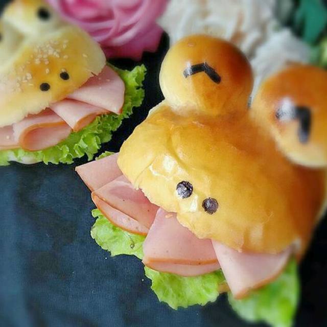 青蛙面包,造型可爱,一出炉就被抢光了