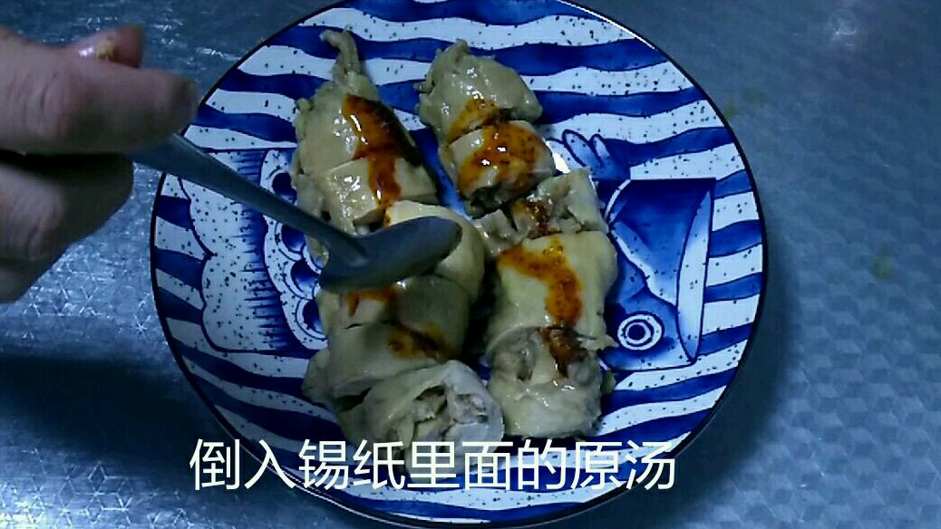 清蒸锡纸鸡肉卷,汤汁鲜美鸡肉软嫩,比火腿肠好吃