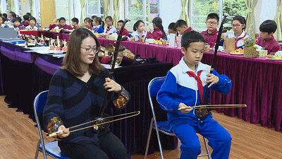 粤港携手,共促发展!广园小学与屯门官立小学艺术交流结友谊