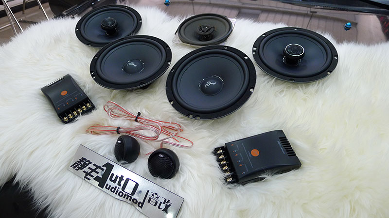 本次升级配置一览 前声场:hivi/惠威 c1600套装喇叭 后声场:hivi/惠威