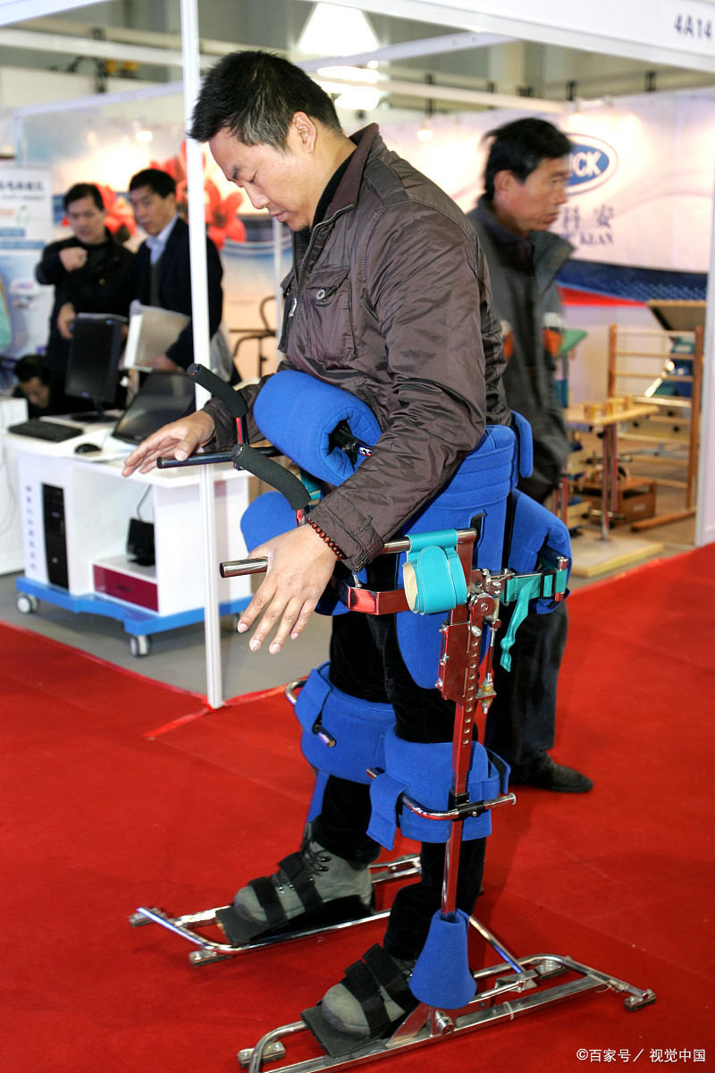 时事热点我来评# 国产智能仿生假肢已实现量产