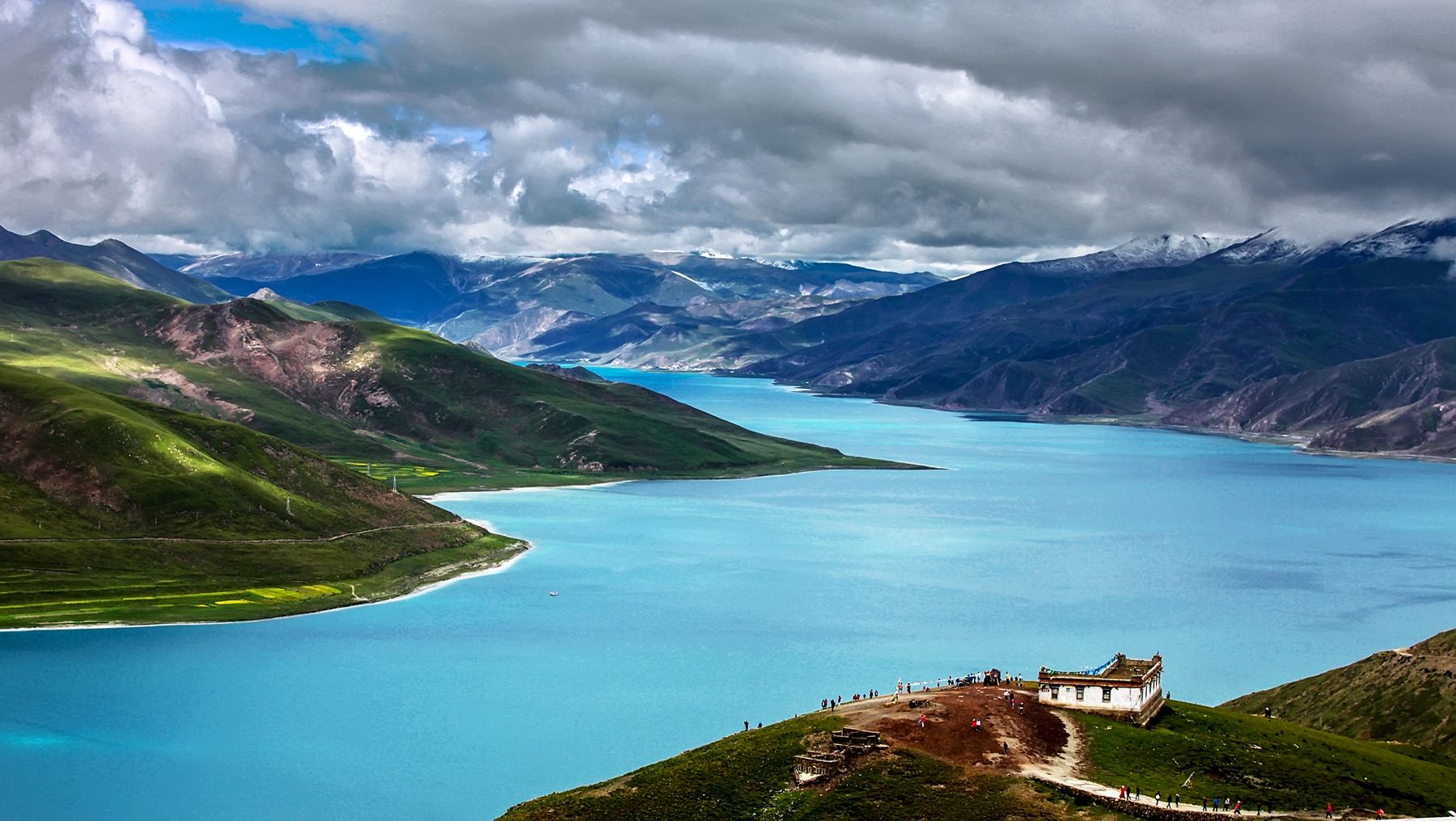 除了美,你还有什么词来形容羊卓雍措湖?