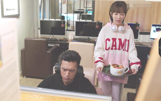 《亲爱的热爱的》韩商言为何恨王浩?队员说出原因,苏澄身份揭秘