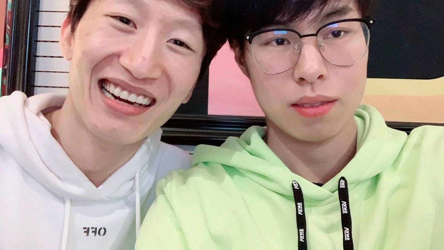 火星包玩劫被奥巴马抢炮车的直播视频找到了!