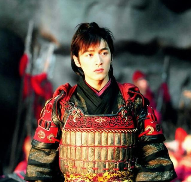 胡歌最帅气的8套古装造型,李逍遥杨六郎排前三,第一没毛病