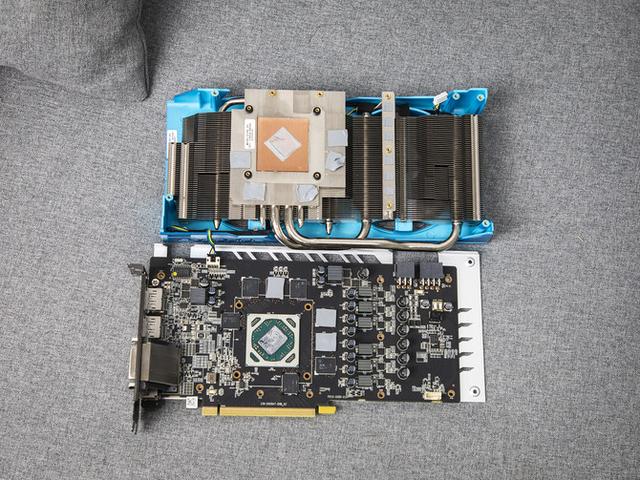 超值千元甜品卡 蓝宝石rx590 gme超白金极光特别版显卡评测