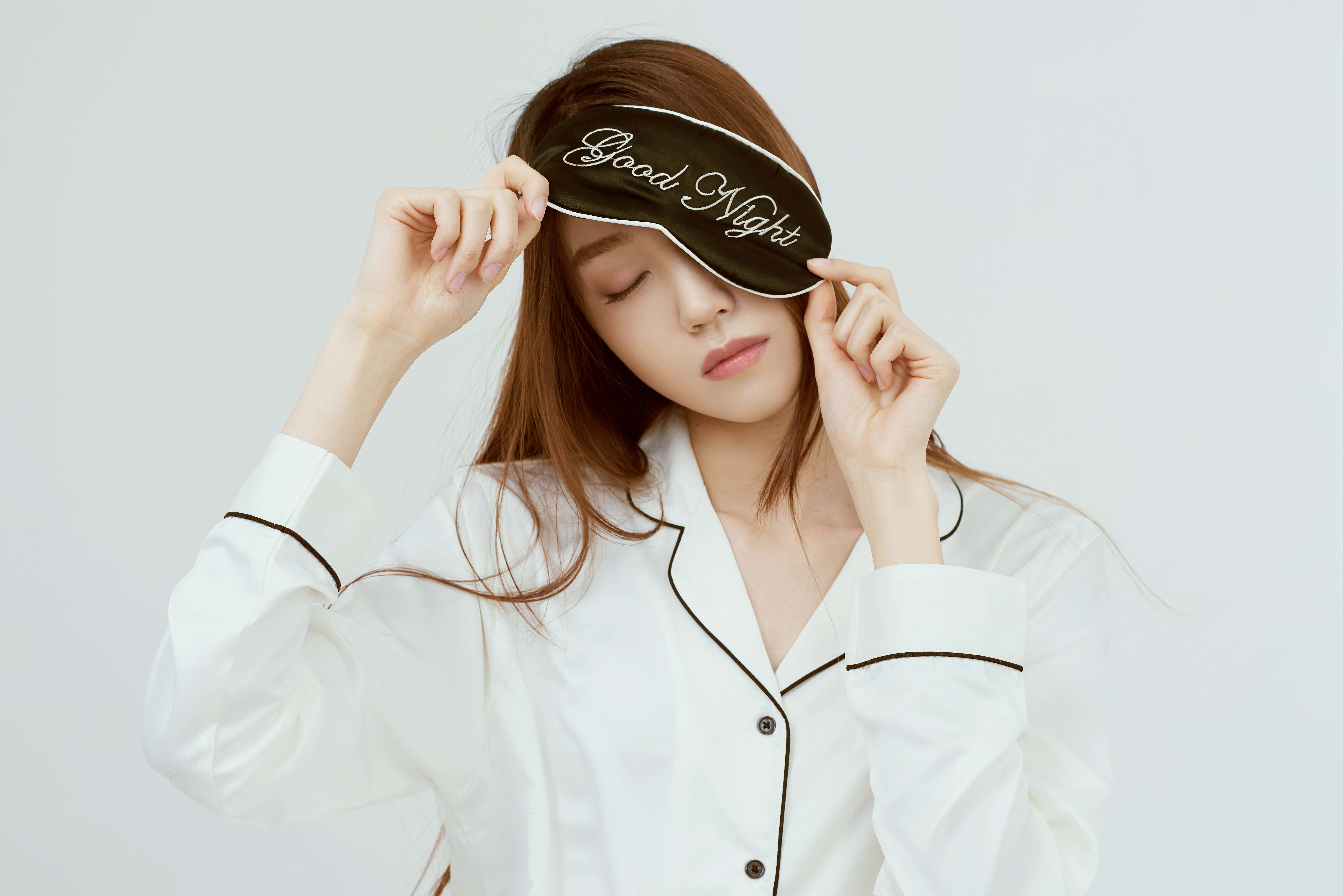 她是周董头号迷妹,曾凭选秀节目出道 如今一首《房间》令她大火