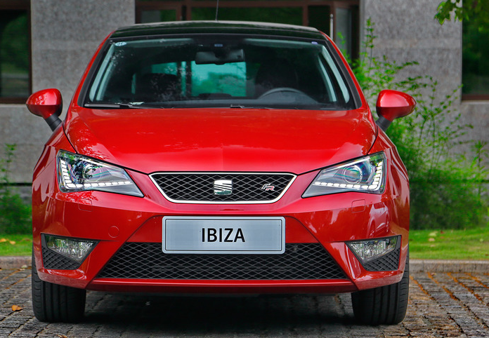 这款集优雅舒适于一身的西雅特-伊比飒,低调奢华有内涵