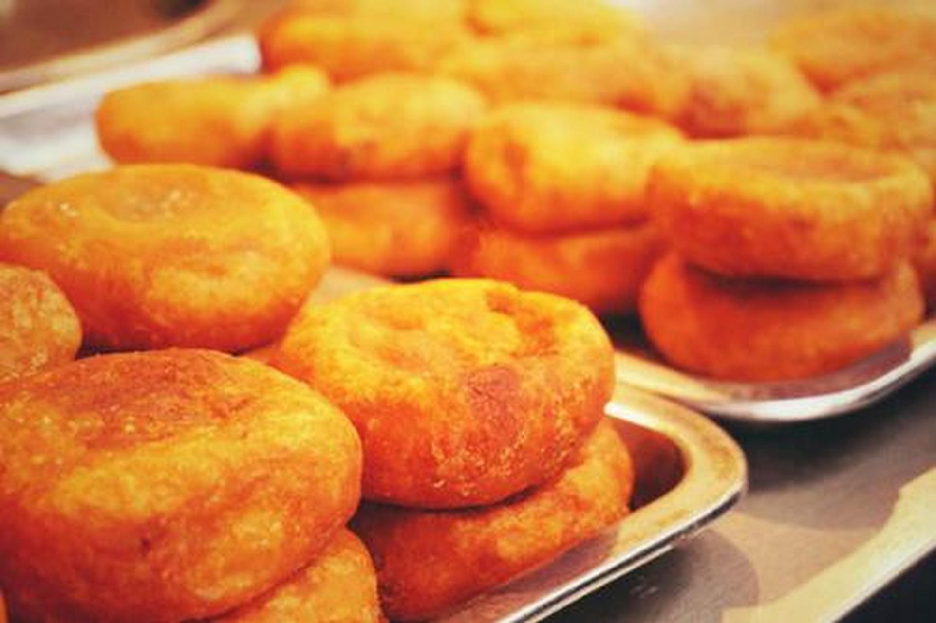 城市身边事#【陕西美食】西安黄桂柿子饼,也称为水晶柿子饼,是一钟妹