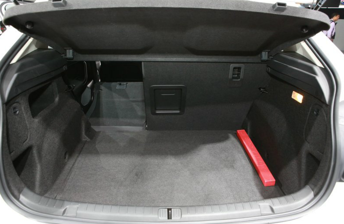 适合年轻人开的观致3都市suv,不仅时尚,而且还有动力