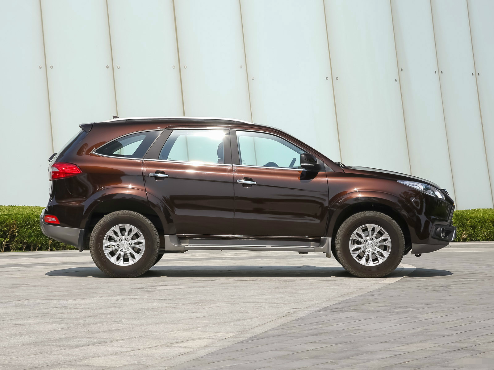 对驭胜s350外观的鉴赏