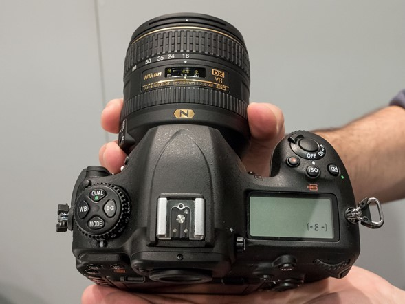 尼康d500开始发售,是一款应该具有技术印章和坚固结构的相机